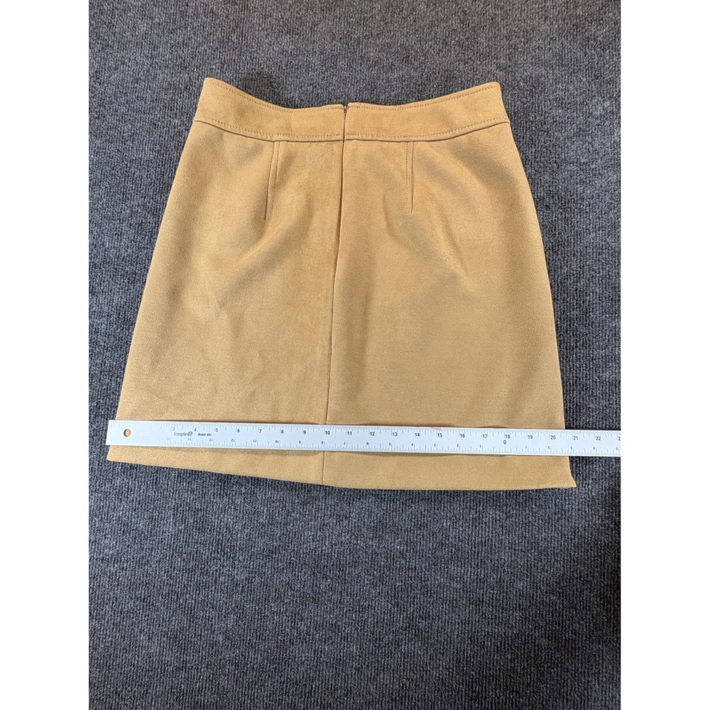 Loft Tan Faux Suede A-Line Mini Skirt Womens Size 4 Camel Front Pockets Zip Back - Picture 7 of 10